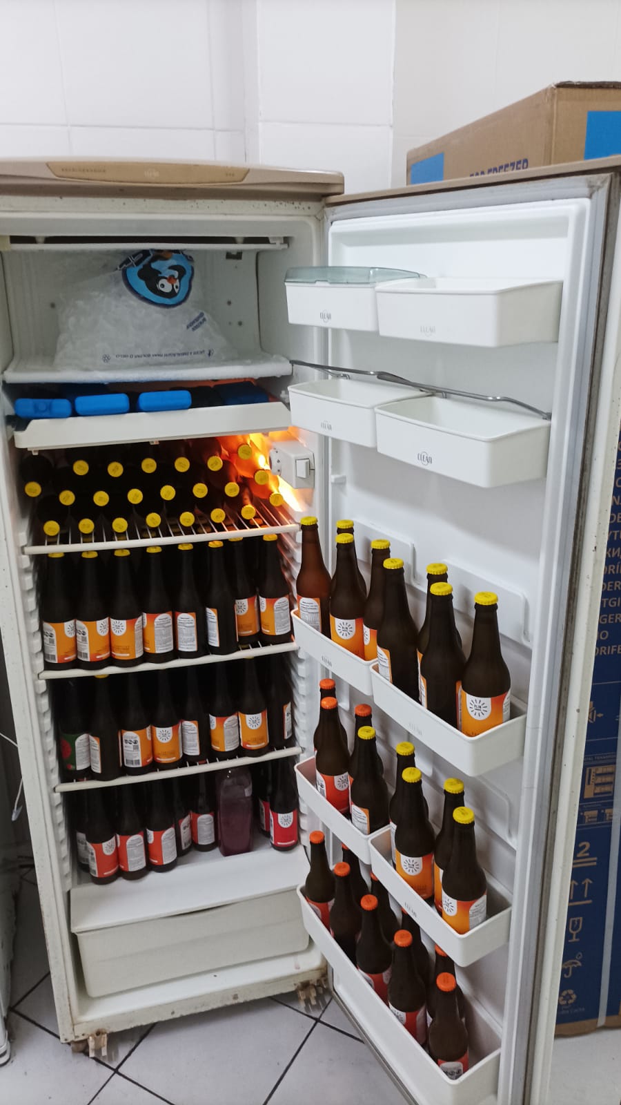 Geladeira Brastemp de 1 porta com compartimento congelador — usada — foto 2 de 2